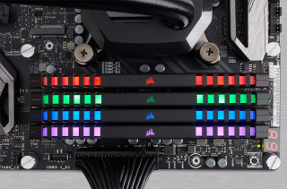 DDR4 32GB 3333MHz Corsair Vengeance RGB CL16 KIT4 PC