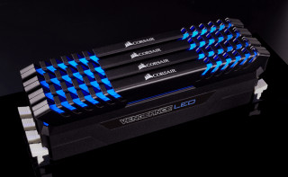 DDR4 32GB 3000MHz Corsair VENGEANCE LED C15 KIT4 - Blue Led PC