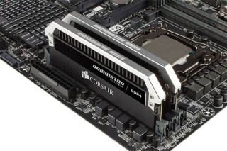 DDR4 16GB 3000MHz Corsair Dominator Platinum CL15 KIT2 PC