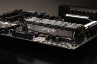 DDR4 8GB 3200MHz Crucial Ballistix Sport LT Grey PC