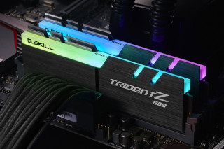 G.Skill Trident Z RGB (For AMD) F4-3600C18D-16GTZRX memóriamodul 16 GB 2 x 8 GB DDR4 3600 Mhz PC