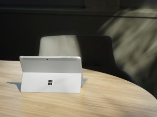 Microsoft Surface Go 3 10.5i P/4/64GB + Office Otthoni és diákverzió 2021 (HUN) PC