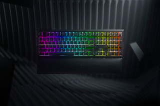 Razer Ornata V2 US Gamer Billentyűzet (RZ03-03380100-R3M1) PC