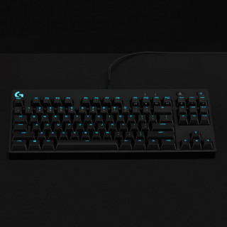 Logitech Pro Lightsync RGB Mechanikus Gaming Vezetékes billentyűzet (Clicky), US (920-009392) PC