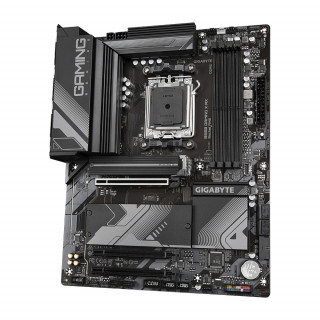 Gigabyte sAM5 B650 GAMING X AX alaplap PC